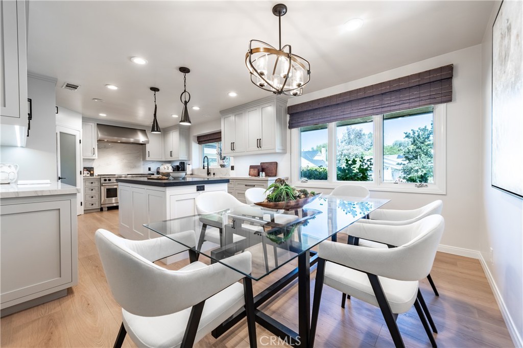 16314 Meadowridge Road