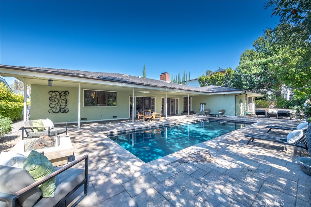 16314 Meadowridge Road