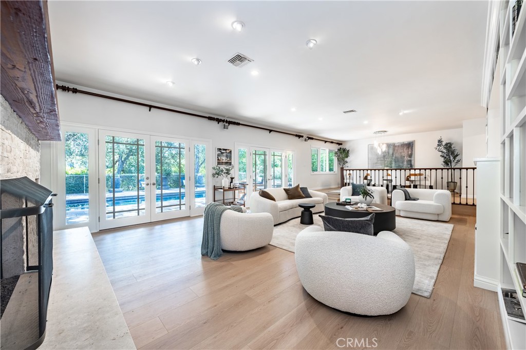 16314 Meadowridge Road