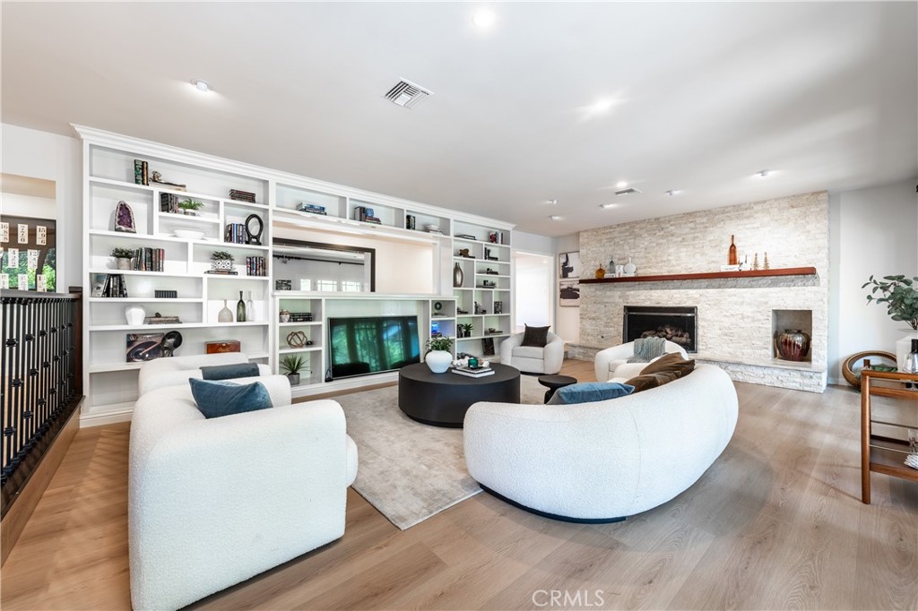 16314 Meadowridge Road