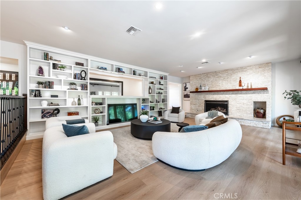 16314 Meadowridge Road