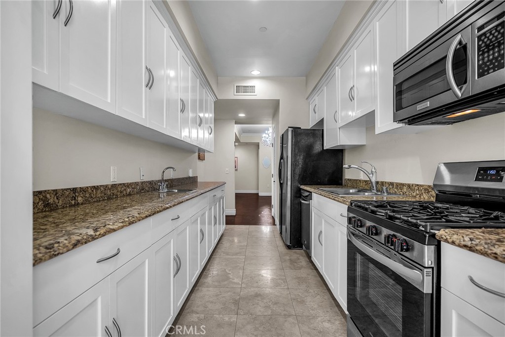 9049 Alcott Street 204