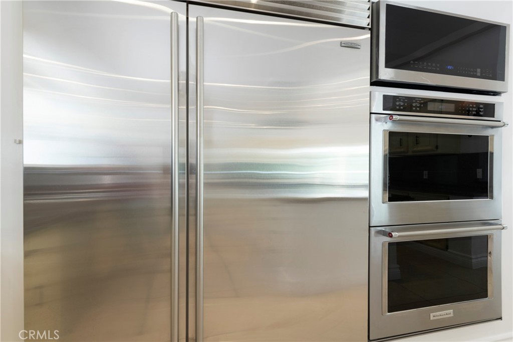 16379 Meadowridge Road