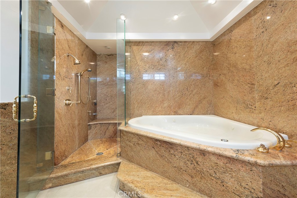 16379 Meadowridge Road