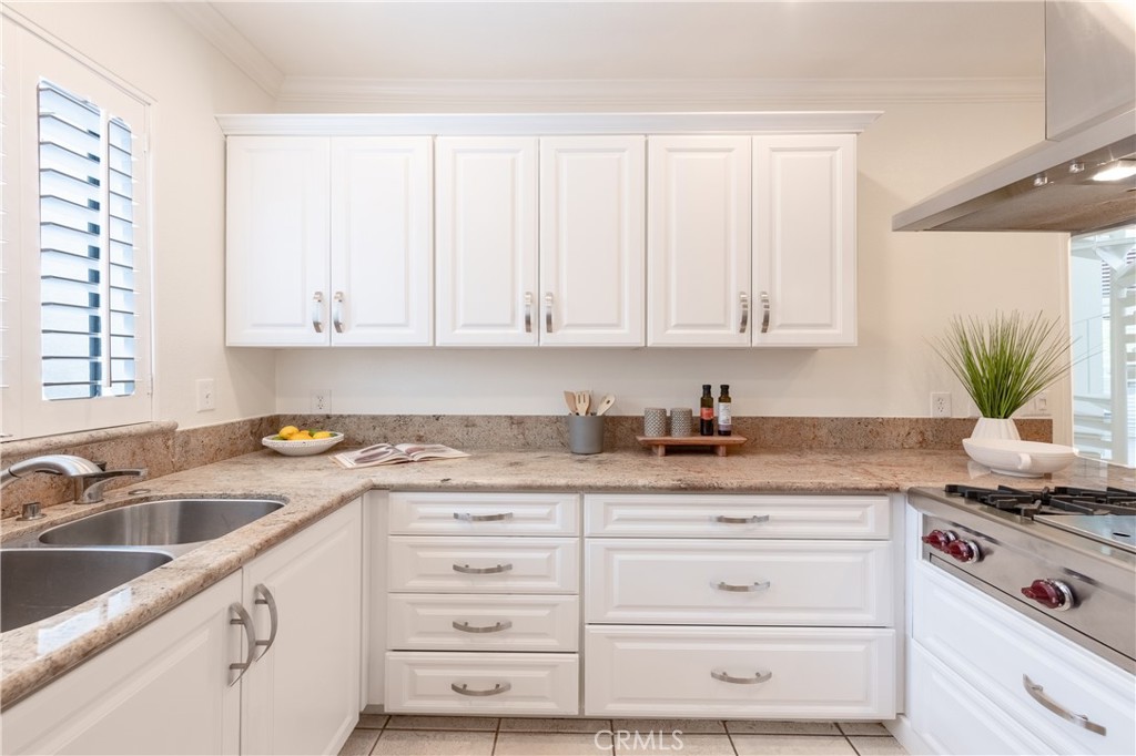 5236 Yarmouth Avenue 313