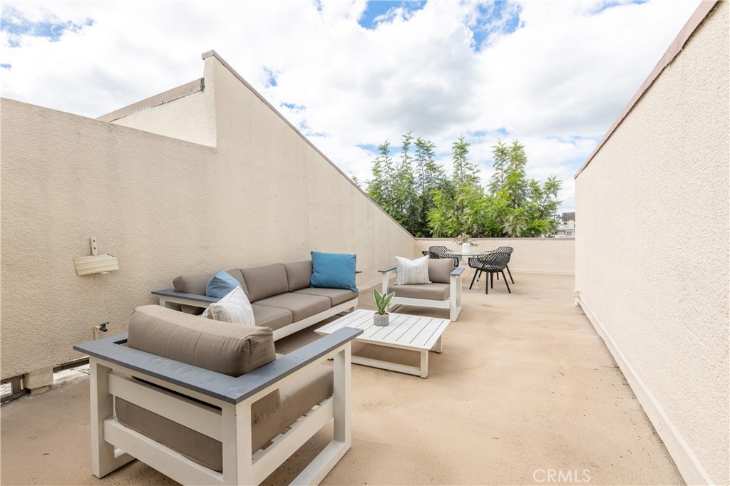 5236 Yarmouth Avenue 313