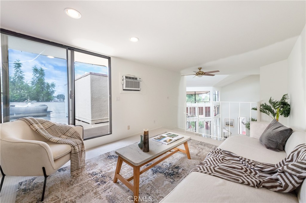 5236 Yarmouth Avenue 313