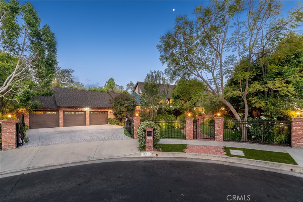5340 Calvin Avenue