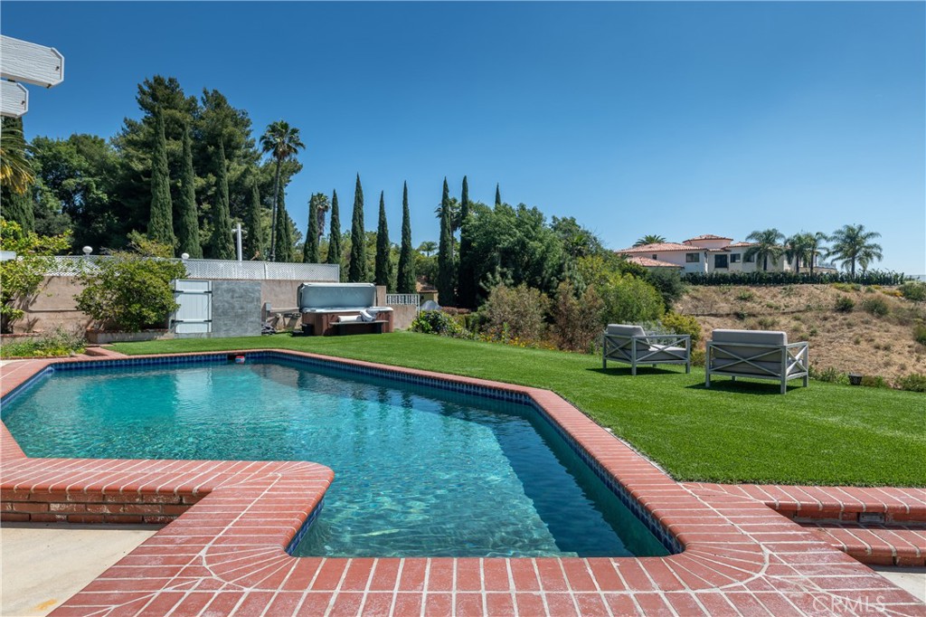 3666 Sapphire Drive