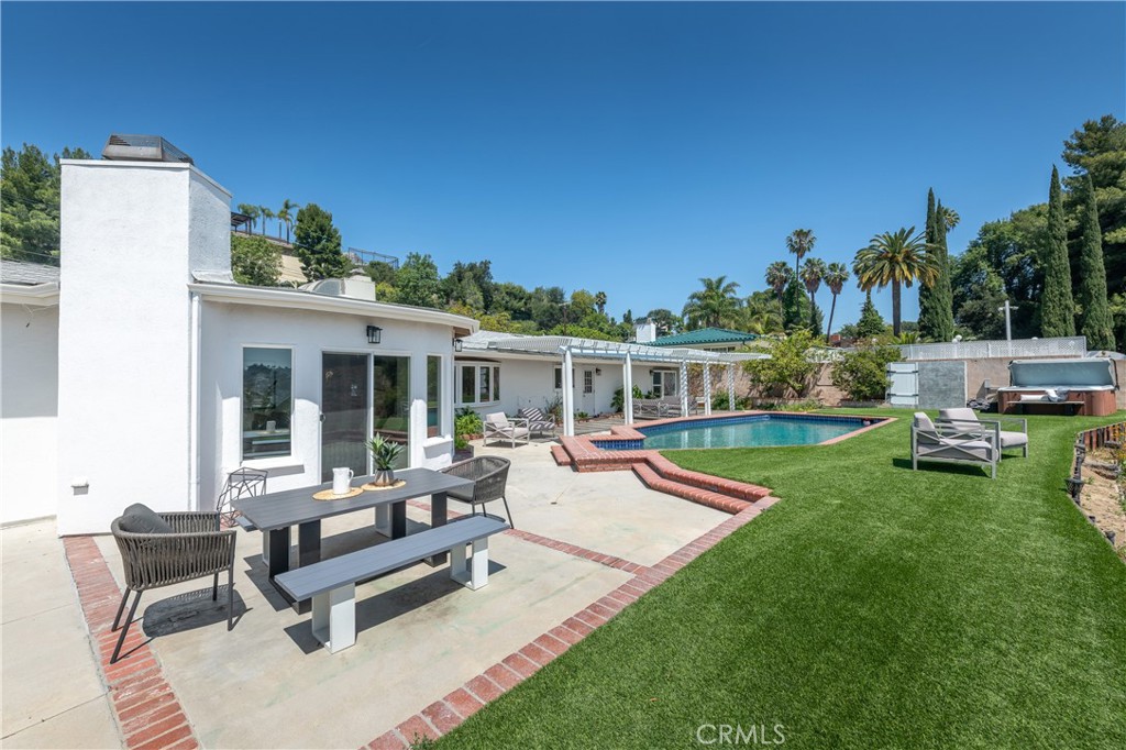 3666 Sapphire Drive