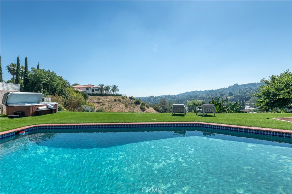 3666 Sapphire Drive