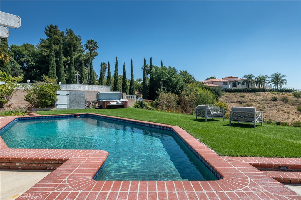 3666 Sapphire Drive