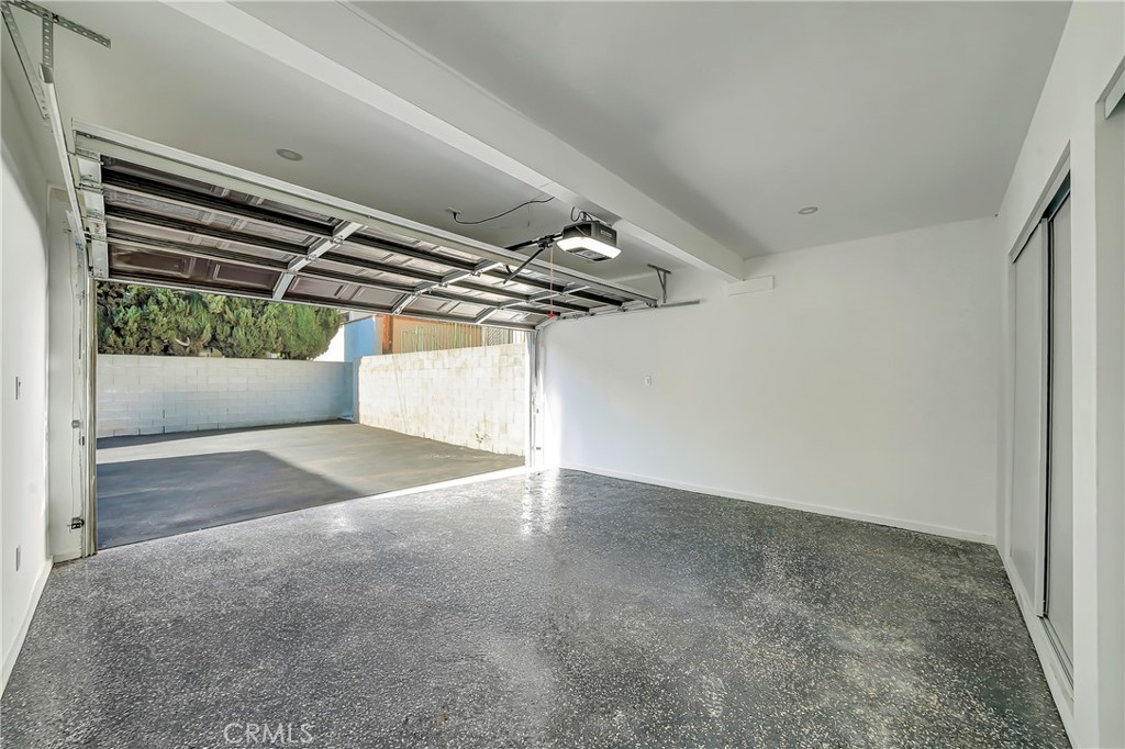 128 Lukens Place