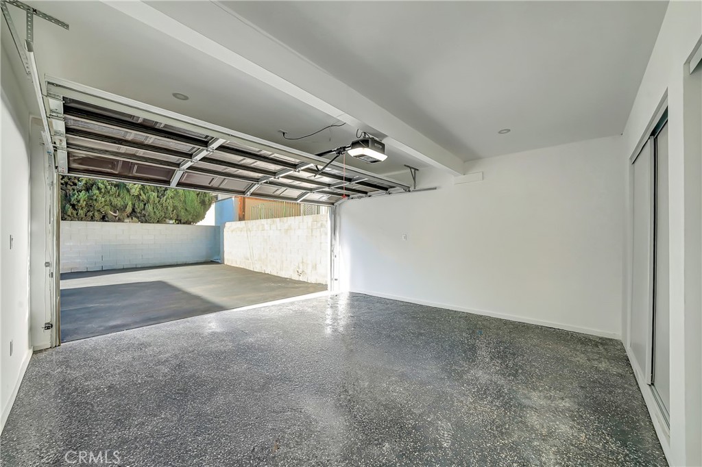 128 Lukens Place