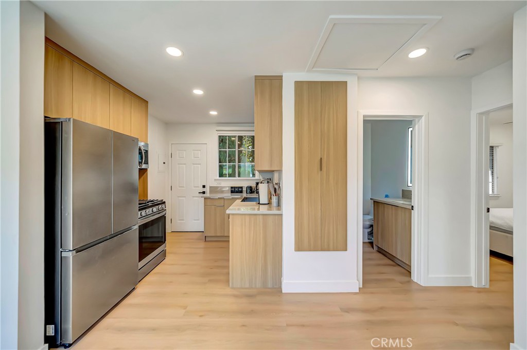 128 Lukens Place