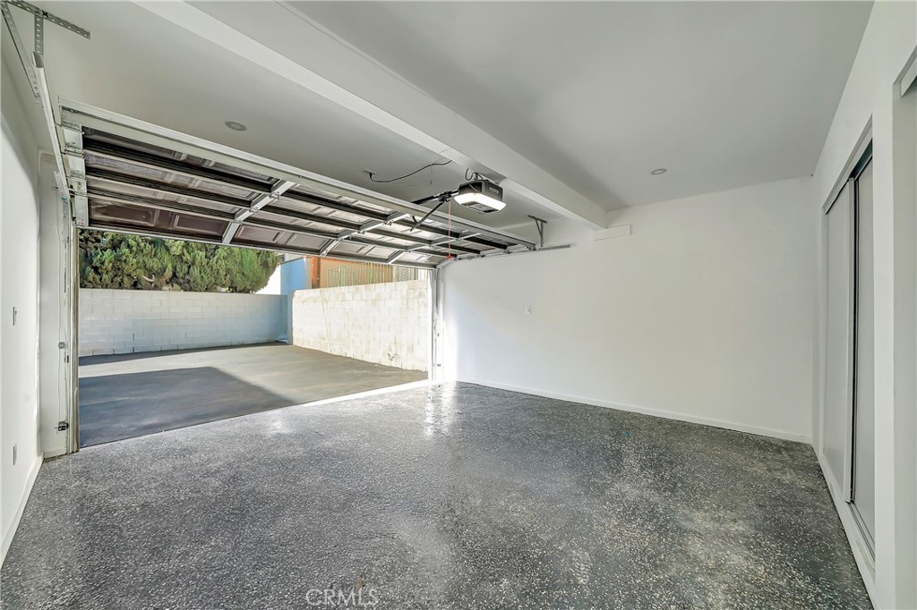 128 Lukens Place