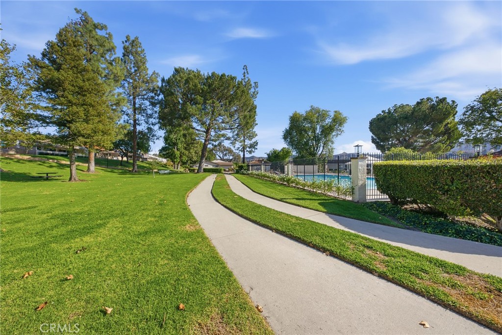 2571 Northlake Circle