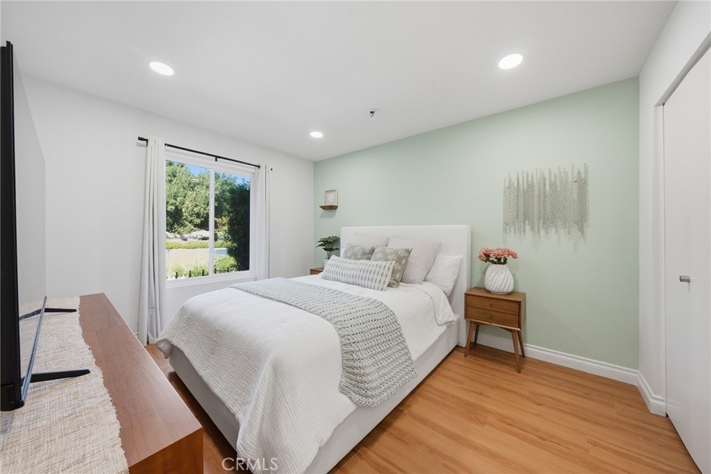 2571 Northlake Circle