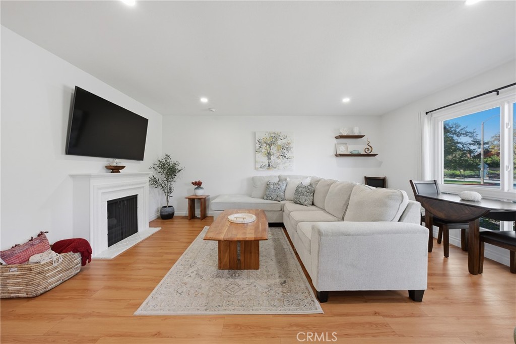 2571 Northlake Circle