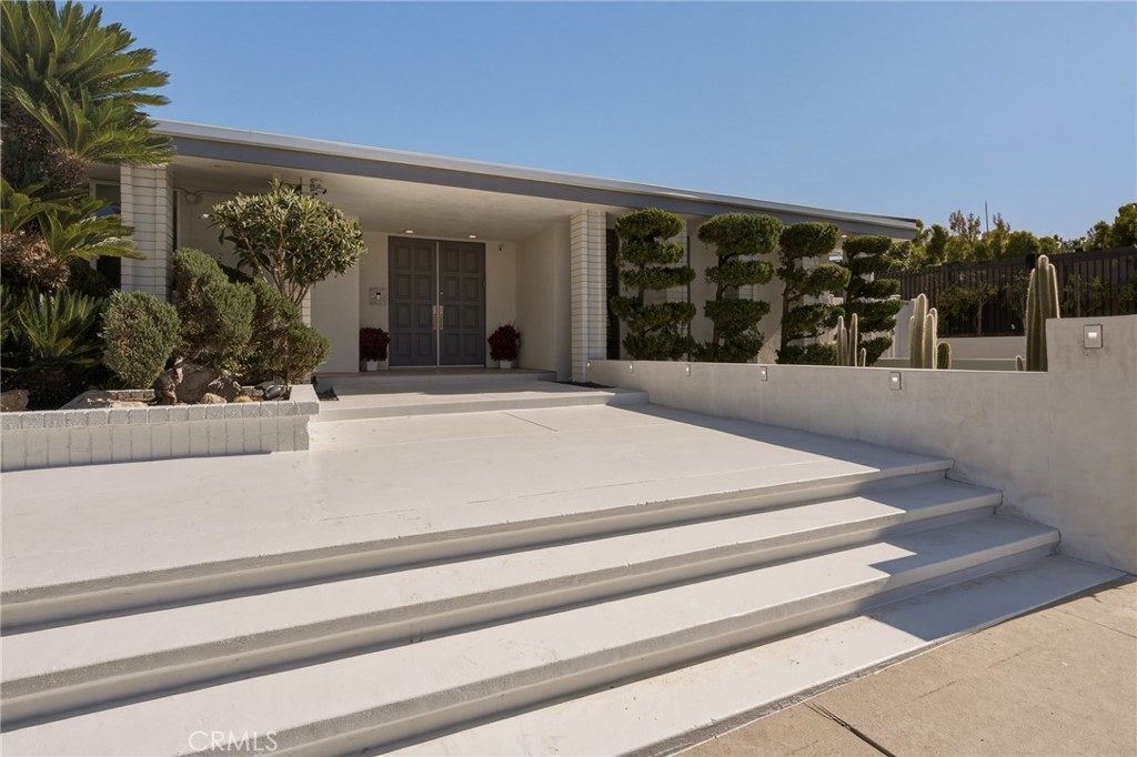 3836 Westfall Drive Encino Ca Us 91436 Sr26230234
