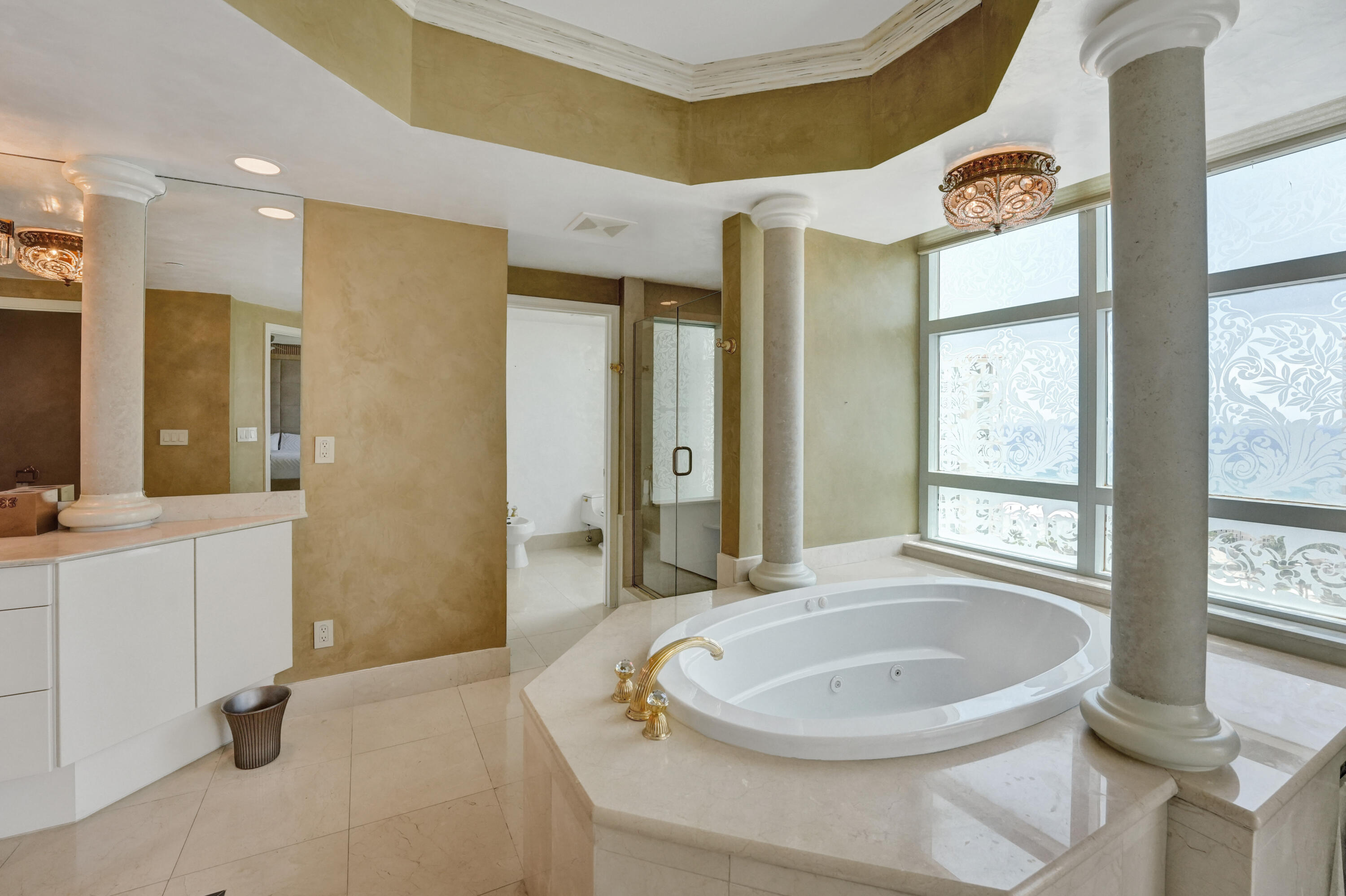 3720 S Ocean Boulevard 1406/1407