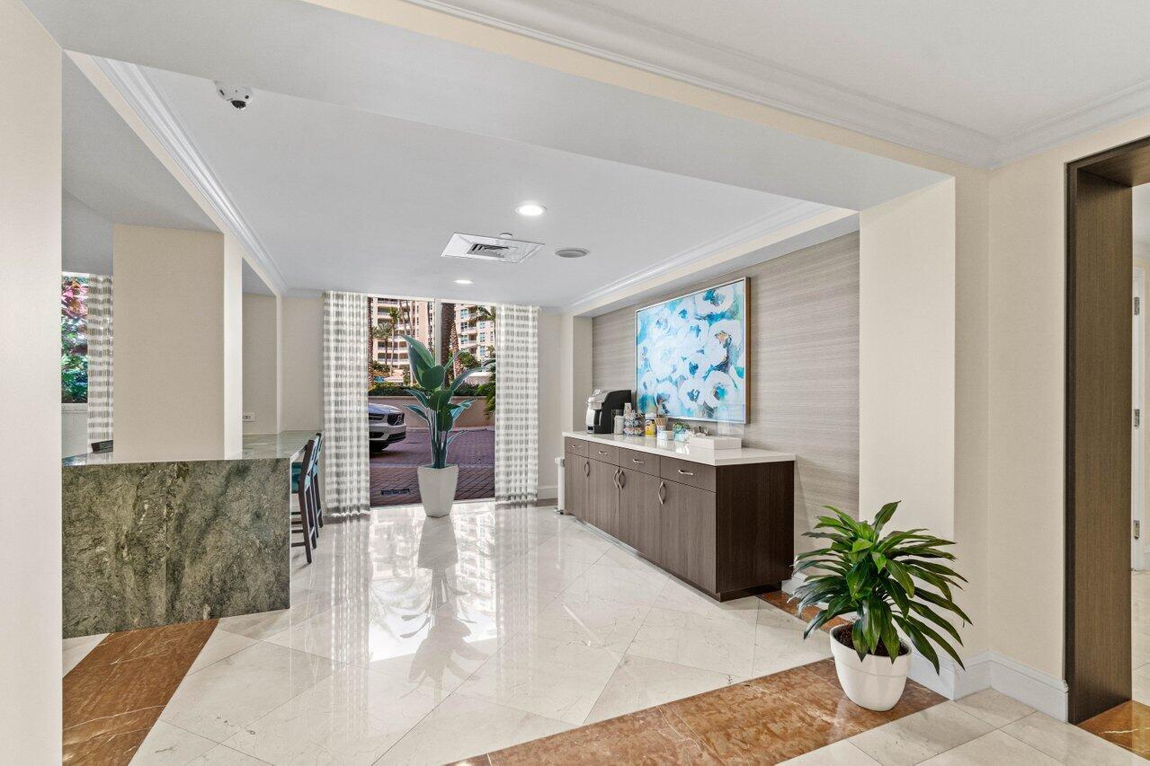 3700 S Ocean Boulevard 402