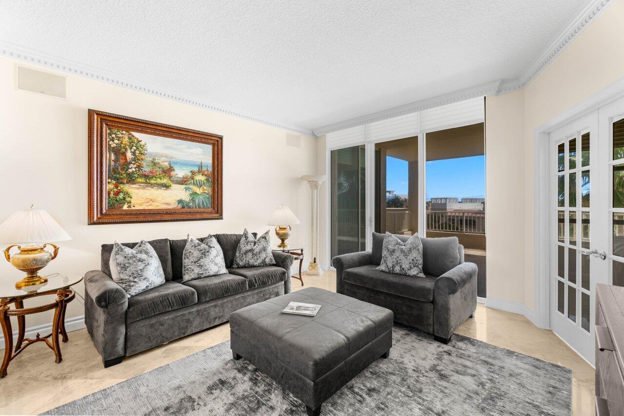 3700 S Ocean Boulevard 402