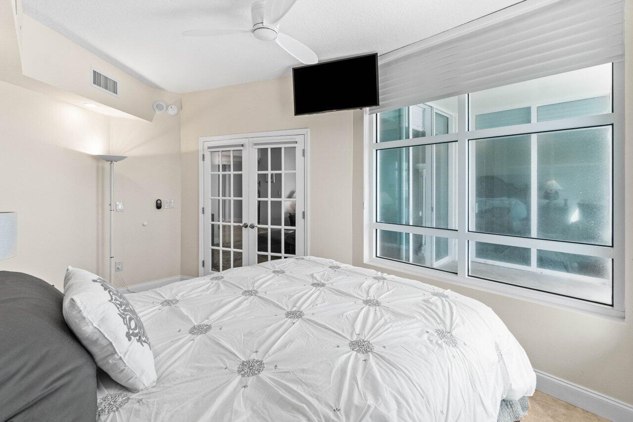 3700 S Ocean Boulevard 402