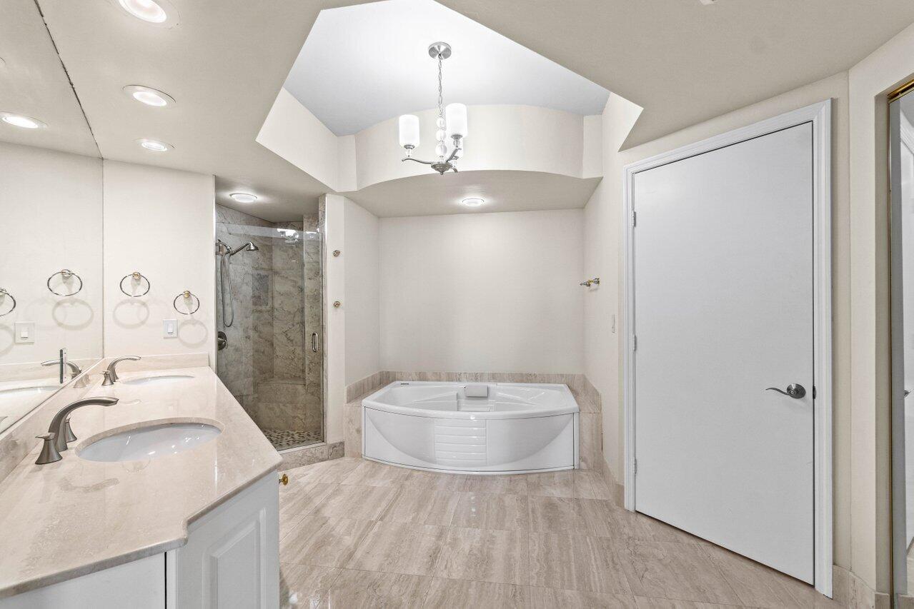 3700 S Ocean Boulevard 402