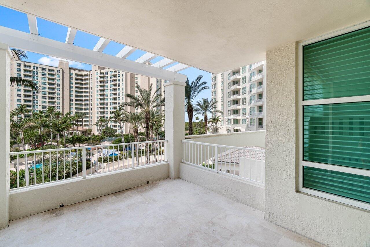 3700 S Ocean Boulevard 402