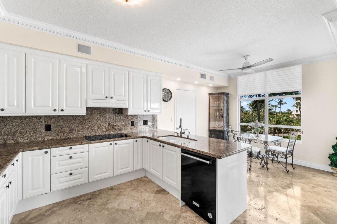 3700 S Ocean Boulevard 402