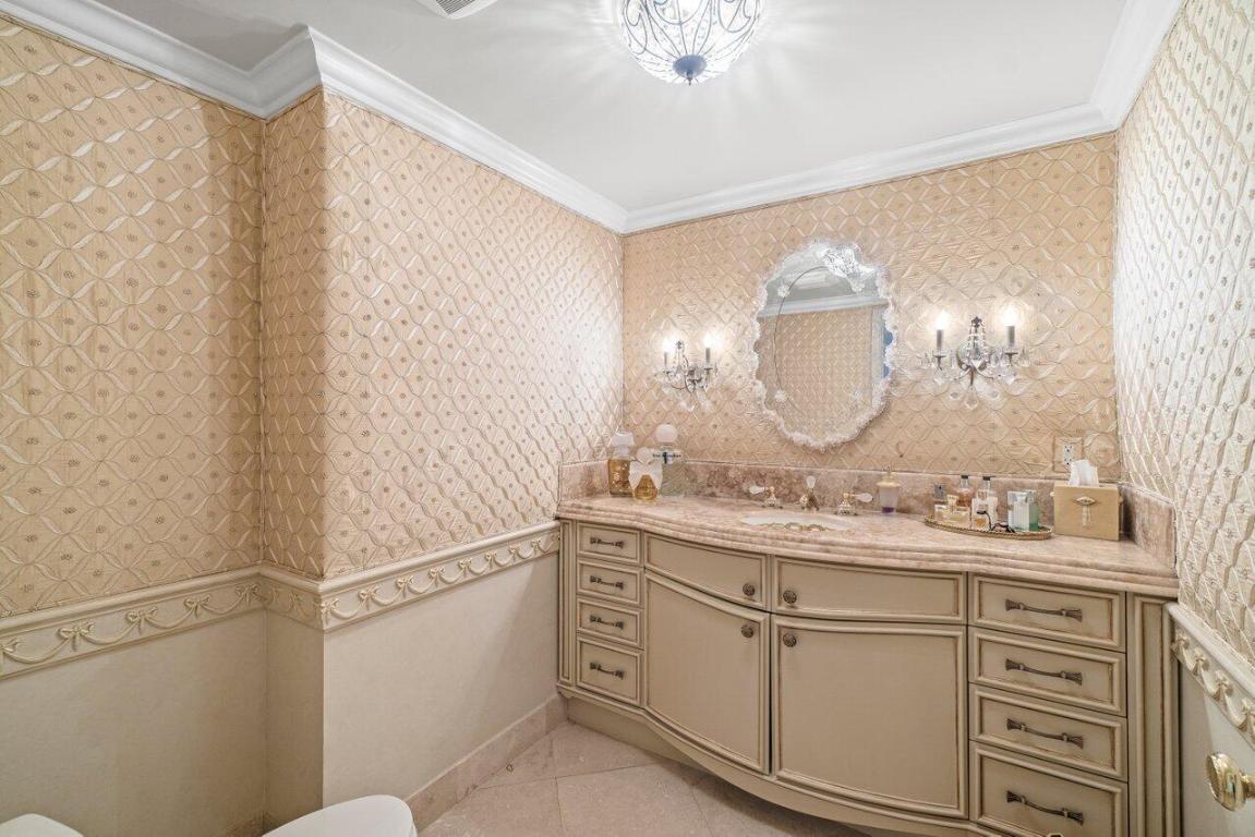 3740 S Ocean Boulevard 904