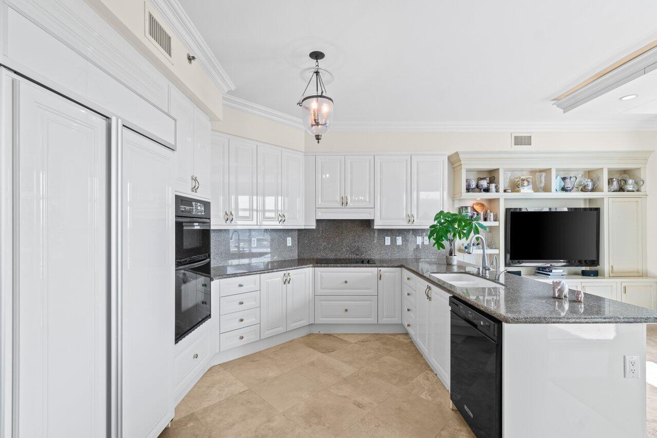 3740 S Ocean Boulevard 904