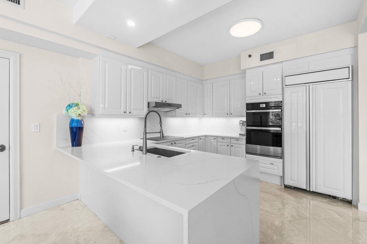 3720 S Ocean Boulevard 506