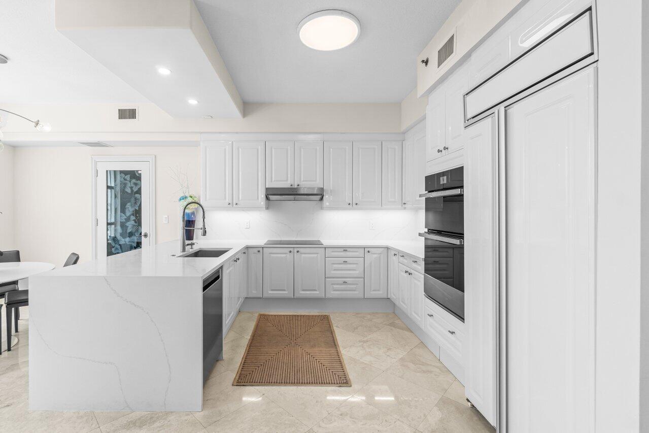 3720 S Ocean Boulevard 506