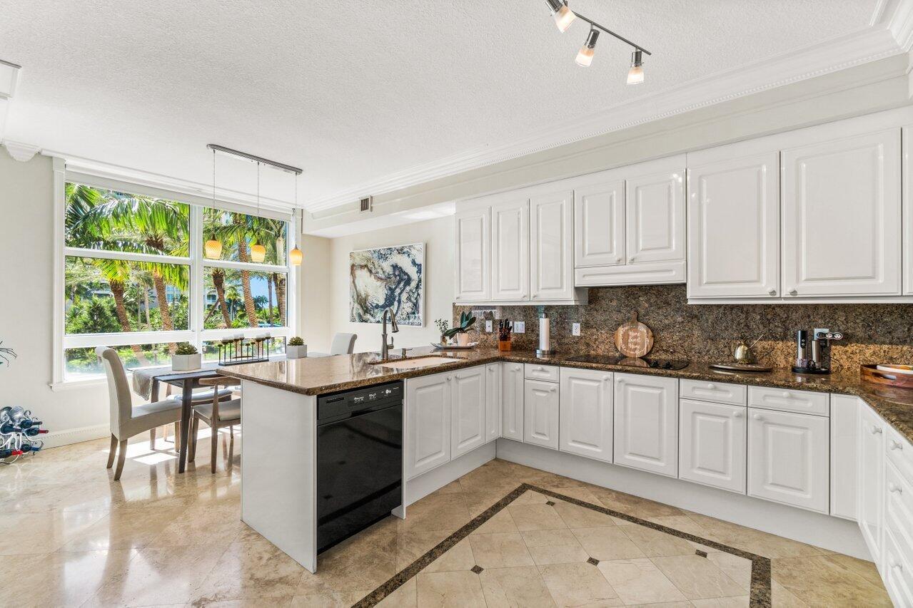 3720 S Ocean Boulevard 307