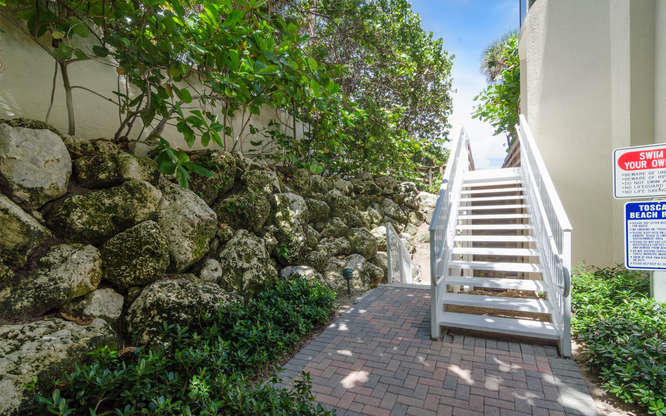 3720 S Ocean Boulevard 307