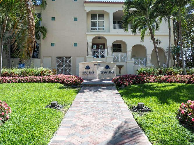 3720 S Ocean Boulevard 307