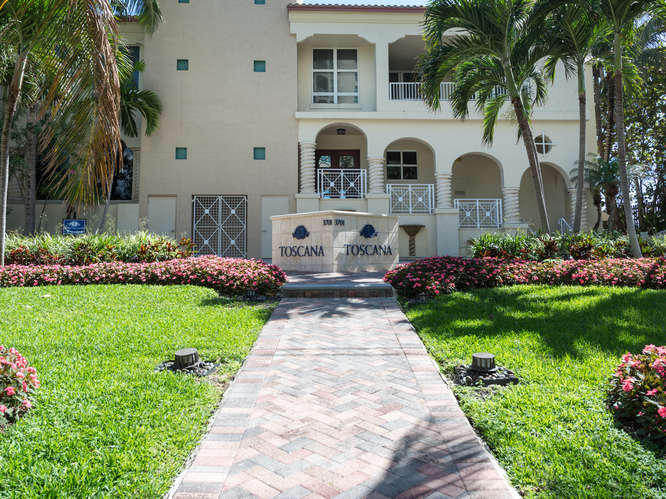 3720 S Ocean Boulevard 307