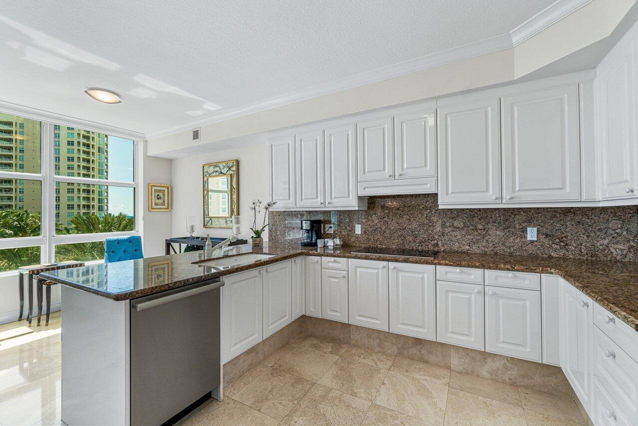 3720 S Ocean Boulevard 607