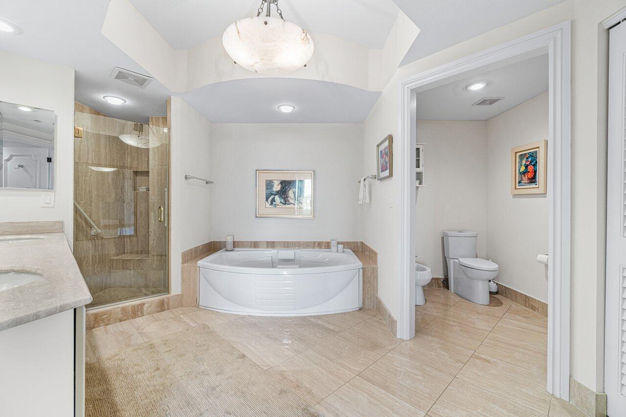 3720 S Ocean Boulevard 607