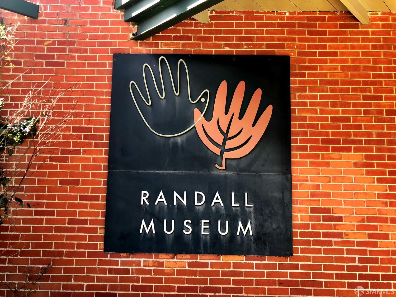 4040-4042 17th Street