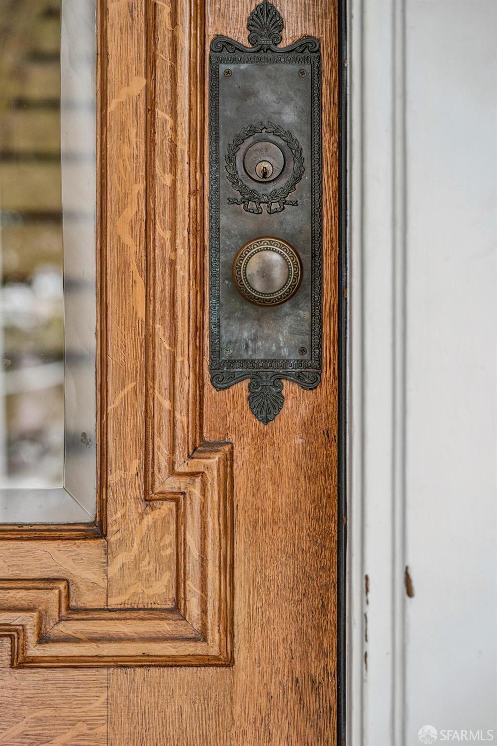 4040-4042 17th Street