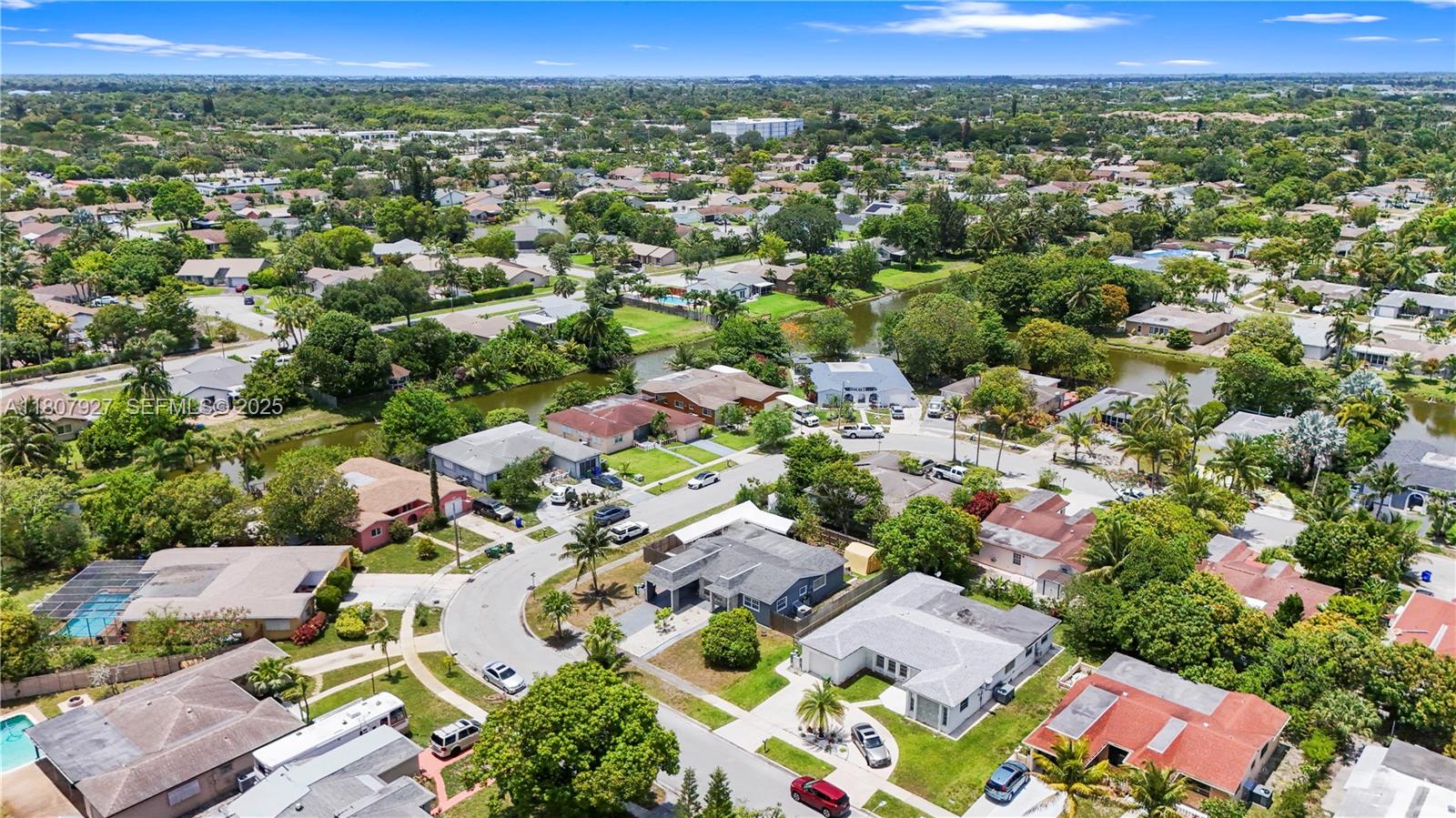 5390 SW 10th Court