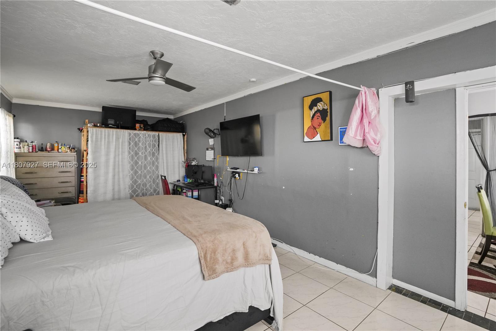 5390 SW 10th Court