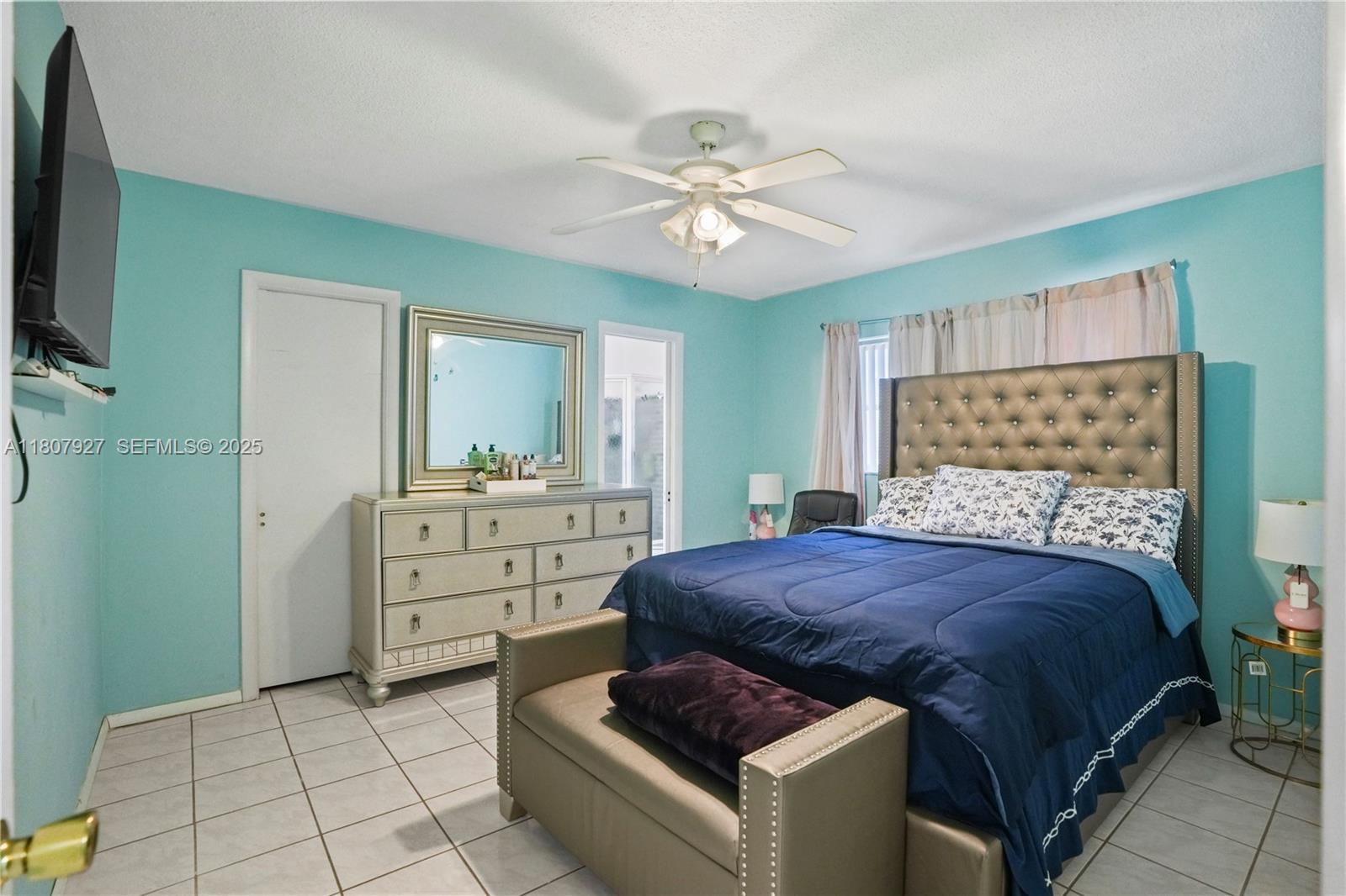5390 SW 10th Court