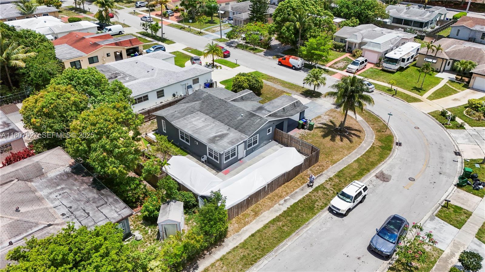 5390 SW 10th Court