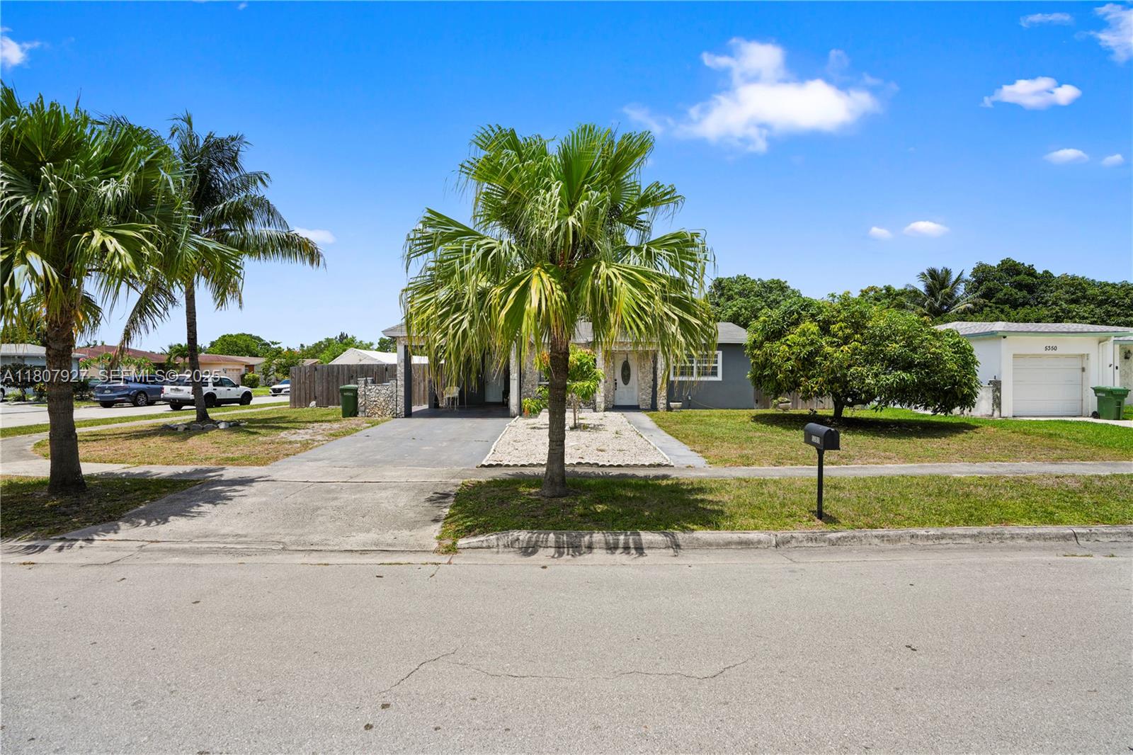 5390 SW 10th Court