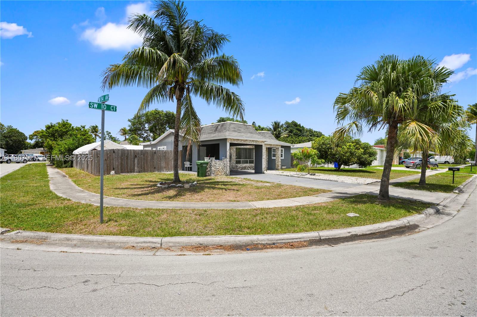 5390 SW 10th Court