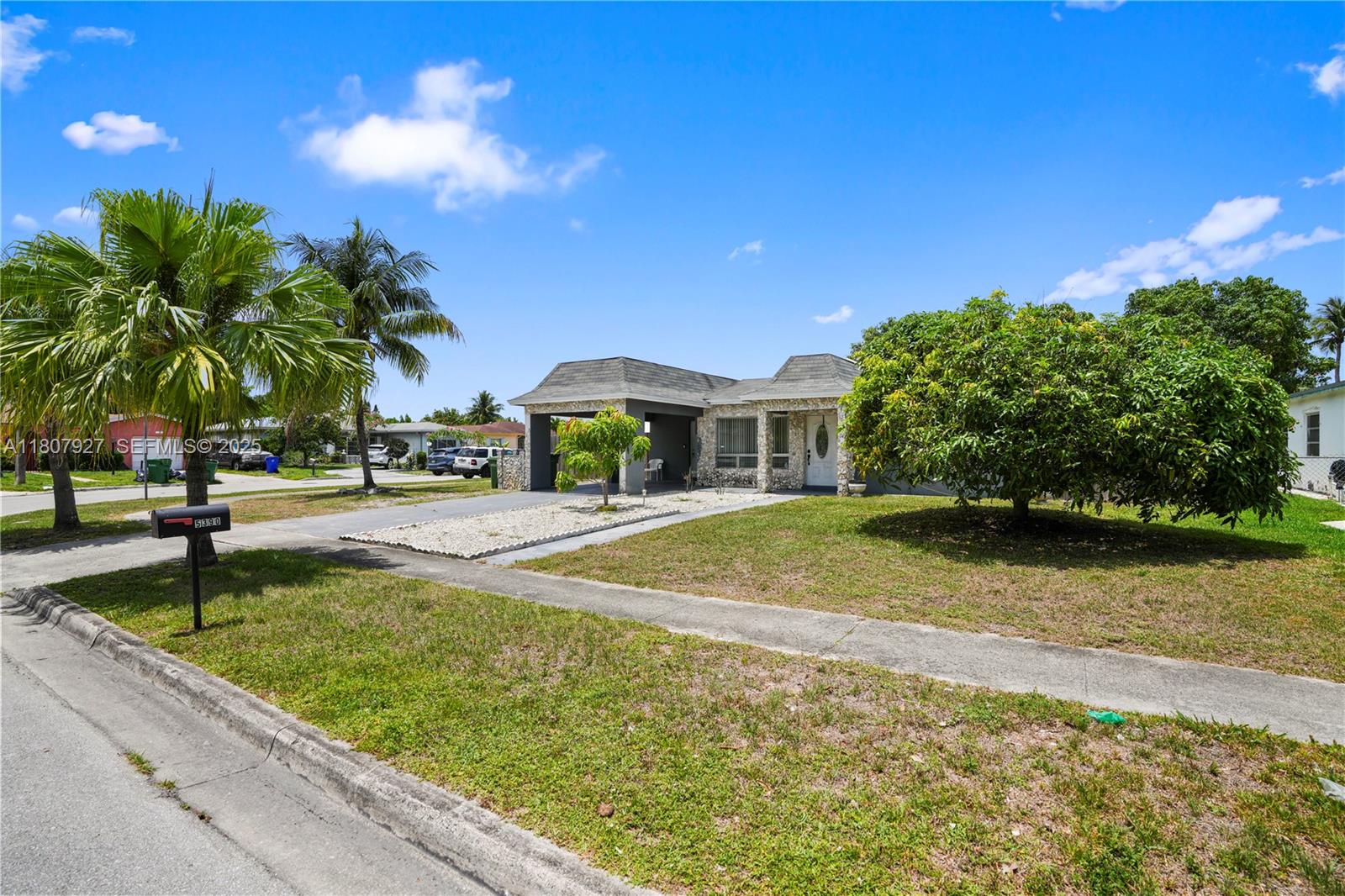 5390 SW 10th Court